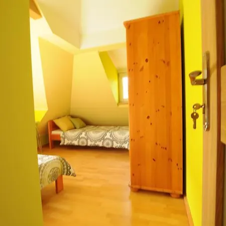 Sopockie Pokoje Goscinne Vi