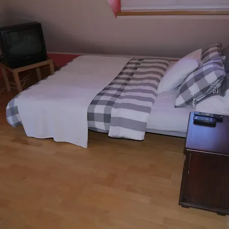 Sopockie Pokoje Goscinne Vi *
